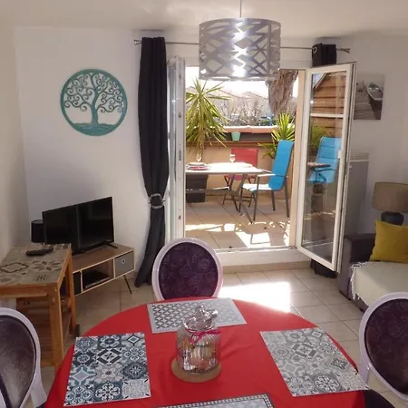 Grandes Bleues, T3 Duplex, Piscine,