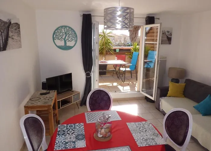 Grandes Bleues, T3 Duplex, Piscine,