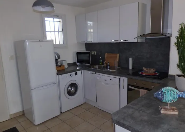 Grandes Bleues, T3 Duplex, Piscine,